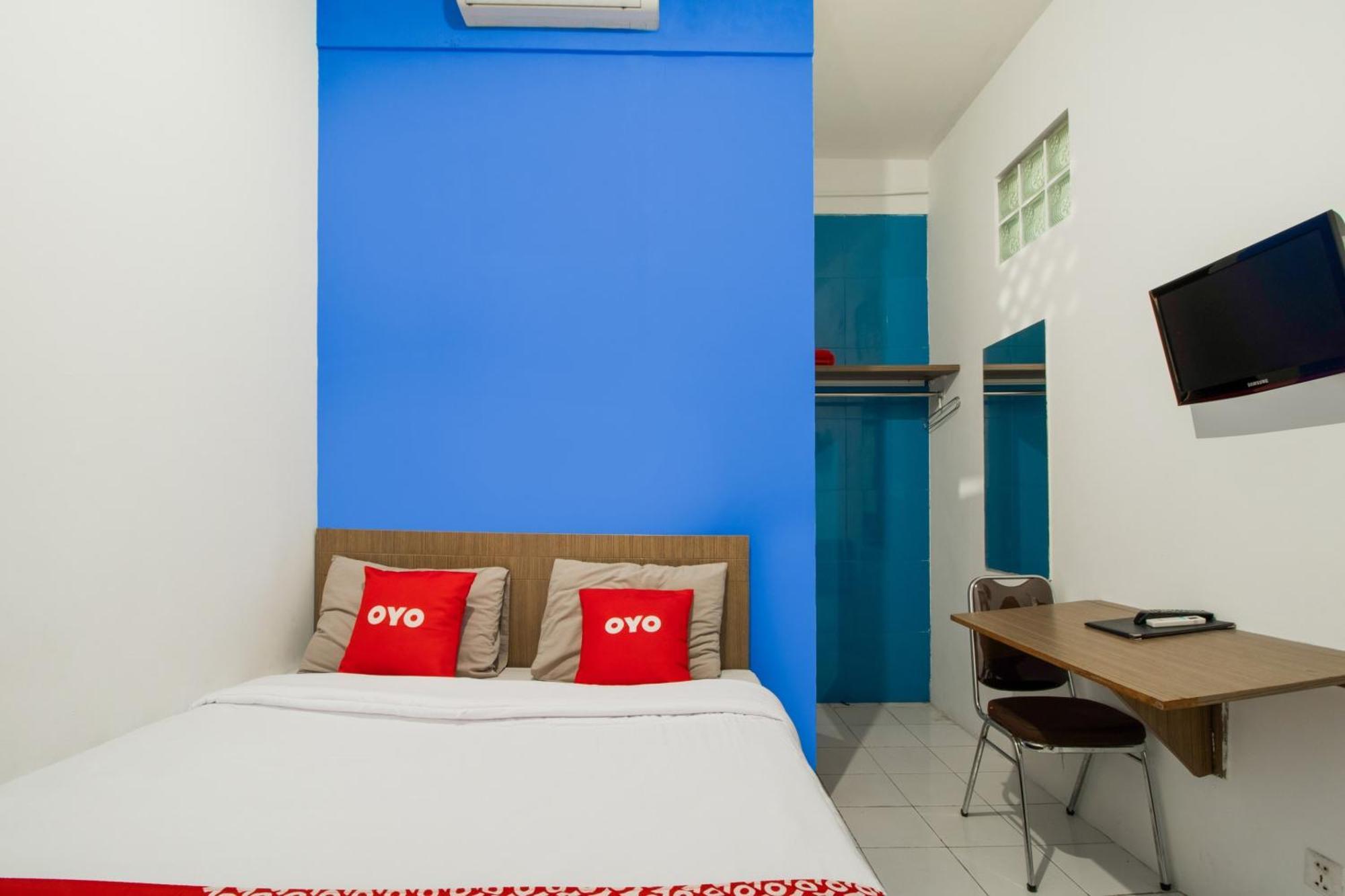 Oyo Flagship 3753 Cassa Dua Hotel Cimahi Экстерьер фото