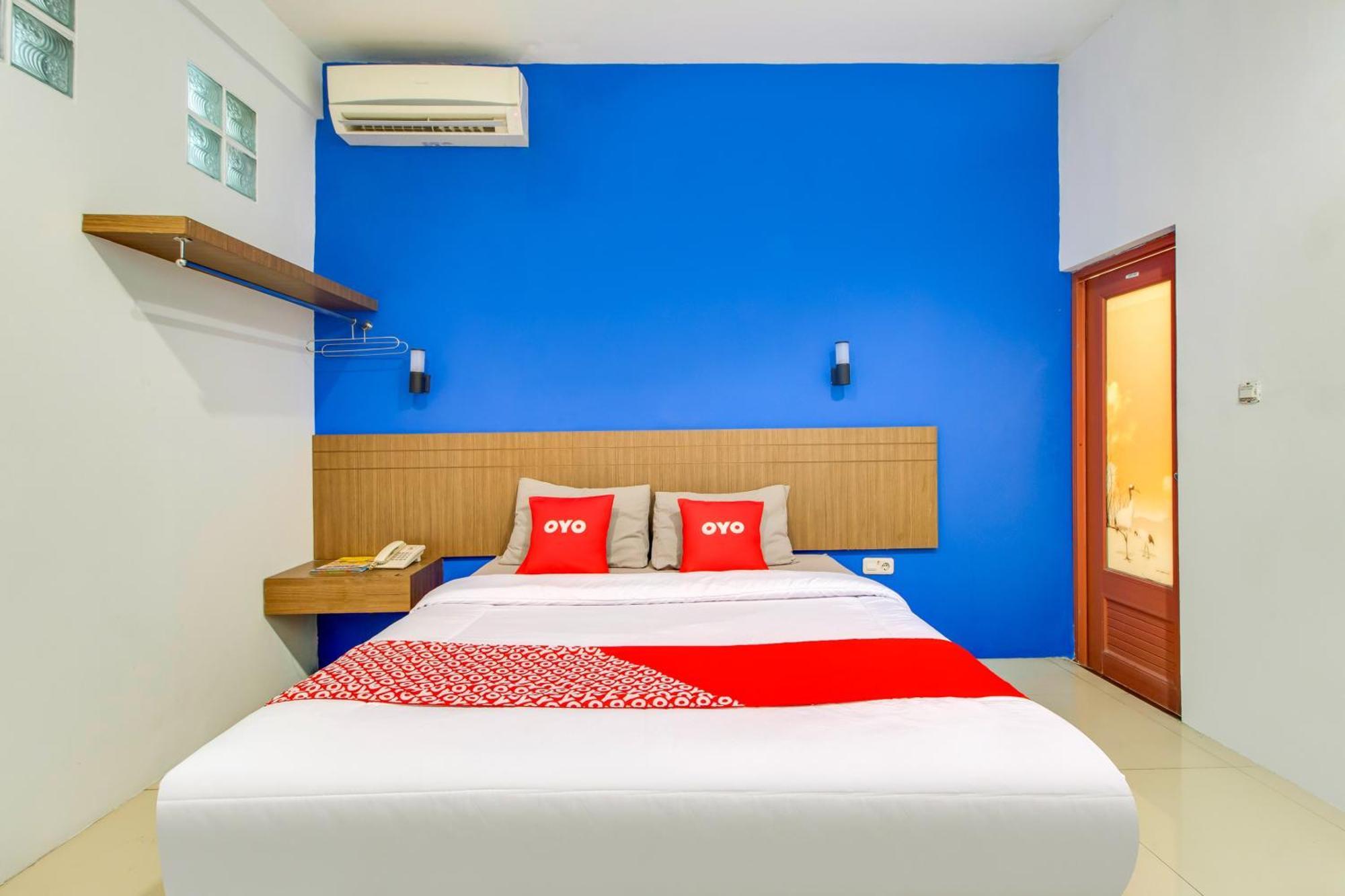 Oyo Flagship 3753 Cassa Dua Hotel Cimahi Экстерьер фото