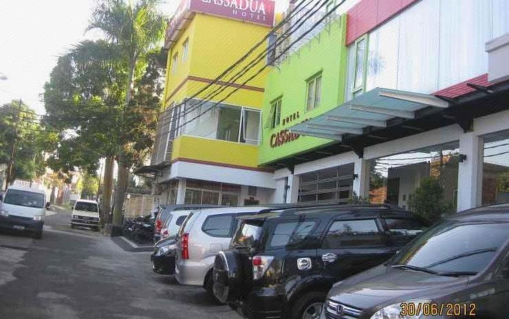Oyo Flagship 3753 Cassa Dua Hotel Cimahi Экстерьер фото